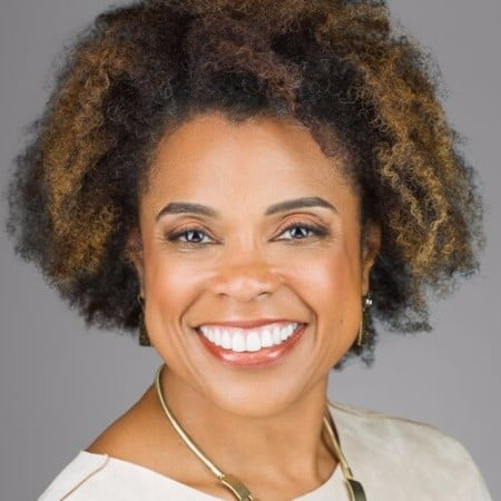 Zoom can wear out your desire to be social. How can you curate human connections while balancing zoom fatigue? We discuss this with Twanya Hood Hill today.